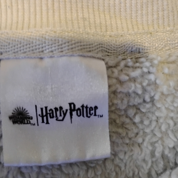 Warner Bros. White Plush Hoodie with Yellow and Black Owl Graphic - Picture 4 of 5